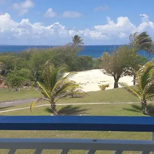 Nikita Manganao, Standing Vue Saint-Francois (Grande-Terre)